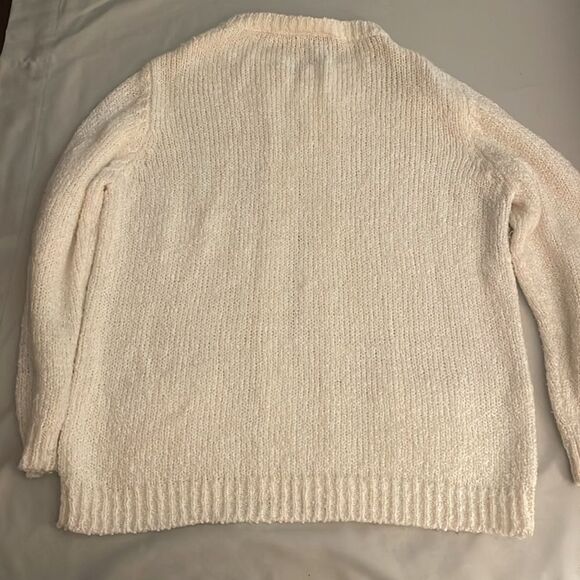 Vintage Cream Knit Sweater from Queen’s Way to Fashion - Picture 2 of 5